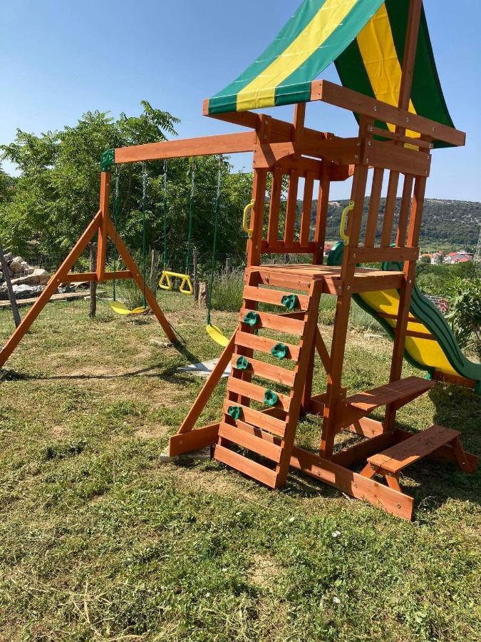 Villa Ester Лопар Екстер'єр фото